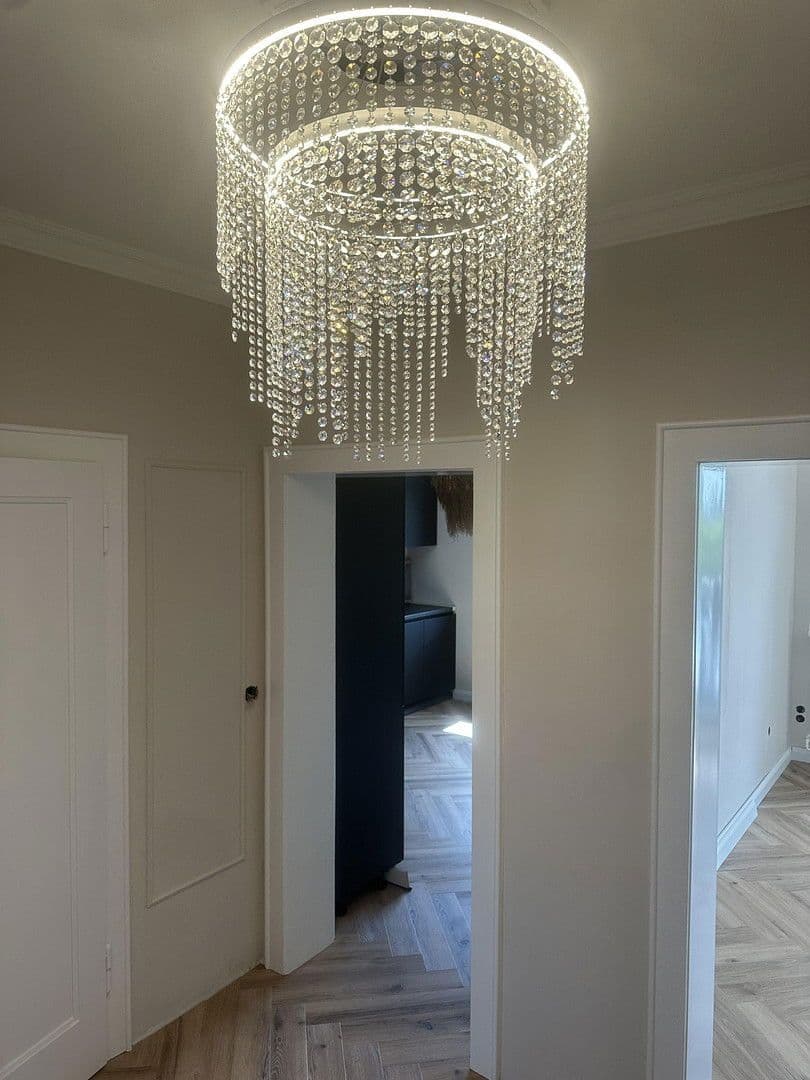 Prenájom bytu 3-izbový 85 m², Bergische-Landstr.262, Düsseldorf, Severné Porýnie - Westfálsko Prenájom bytu 3-izbový 85 m², Bergische-Landstr.262, Düsseldorf, Severné Porýnie - Westfálsko