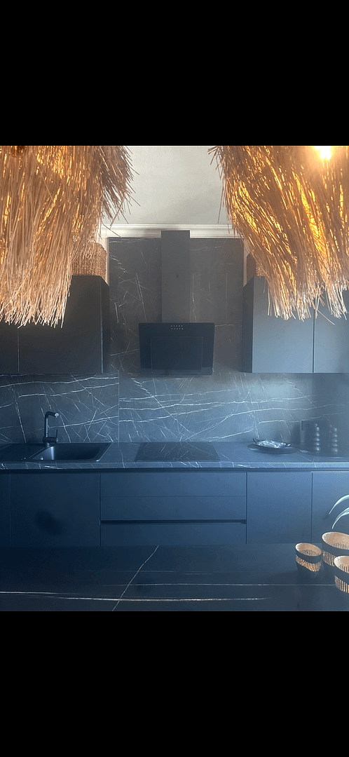 Prenájom bytu 3-izbový 85 m², Bergische-Landstr.262, Düsseldorf, Severné Porýnie - Westfálsko Prenájom bytu 3-izbový 85 m², Bergische-Landstr.262, Düsseldorf, Severné Porýnie - Westfálsko