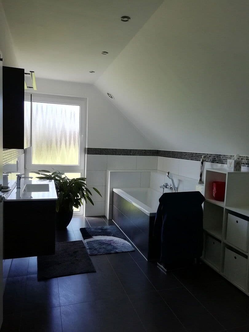 Predaj domu 179 m², pozemek 538 m², Malsch, Bádensko-Wurttembersko Predaj domu 179 m², pozemek 538 m², Malsch, Bádensko-Wurttembersko