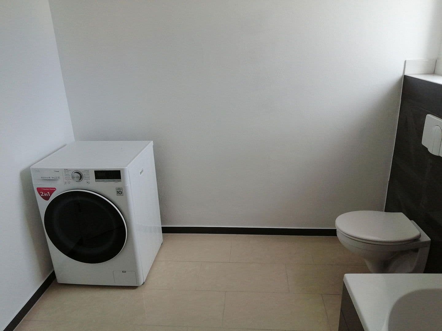 Predaj domu 180 m², pozemek 450 m², Koblenz, Porýnie-Falcko Predaj domu 180 m², pozemek 450 m², Koblenz, Porýnie-Falcko