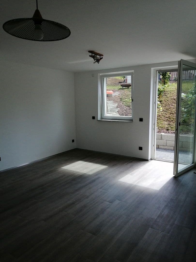 Predaj domu 180 m², pozemek 450 m², Koblenz, Porýnie-Falcko Predaj domu 180 m², pozemek 450 m², Koblenz, Porýnie-Falcko