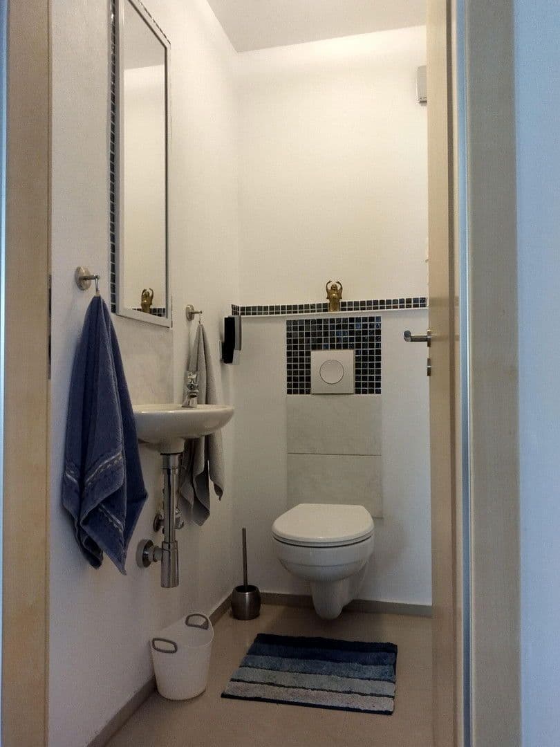 Predaj domu 180 m², pozemek 450 m², Koblenz, Porýnie-Falcko Predaj domu 180 m², pozemek 450 m², Koblenz, Porýnie-Falcko