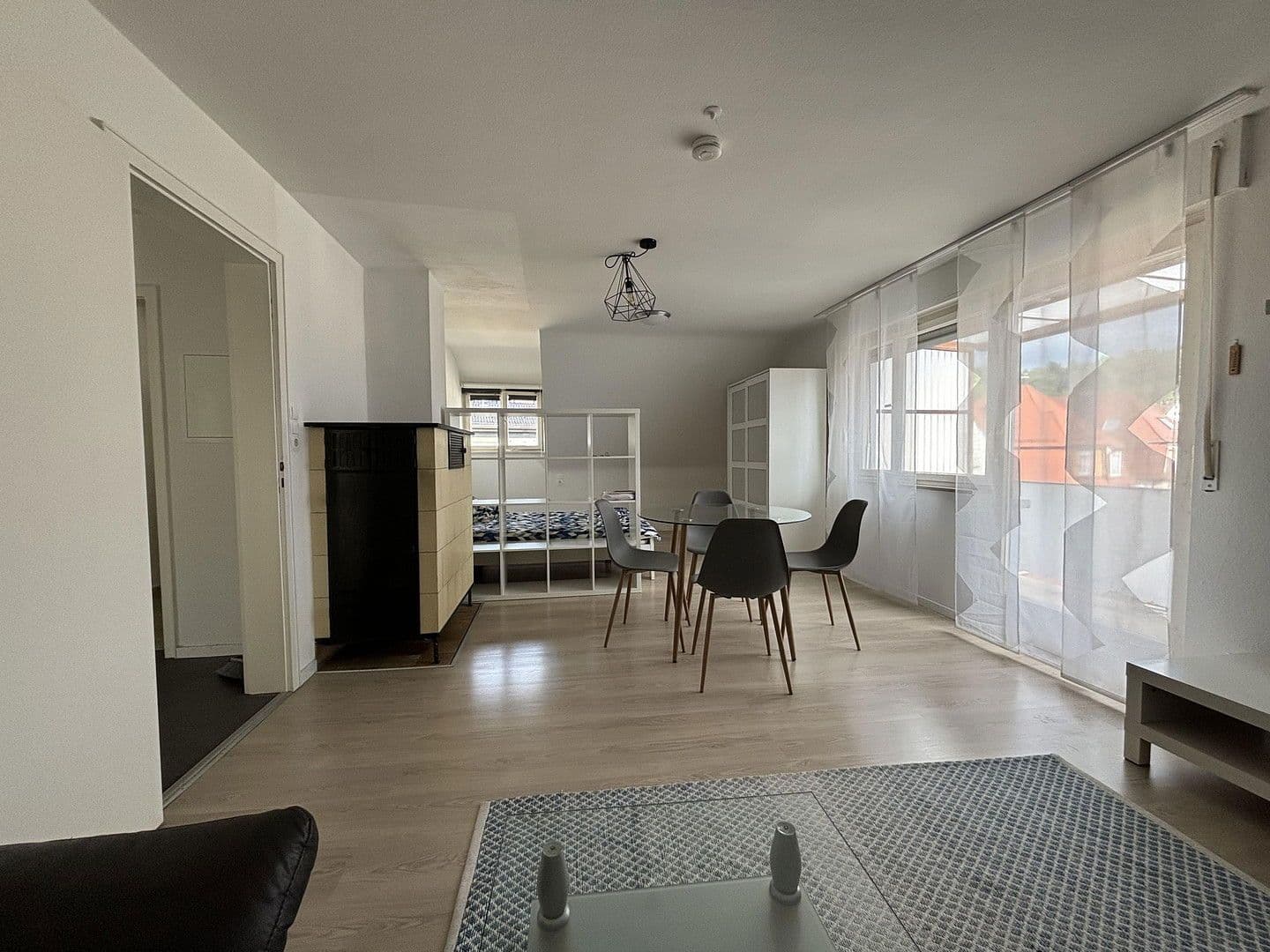 Prenájom bytu 1-izbový 43 m², Stuttgart, Bádensko-Wurttembersko Prenájom bytu 1-izbový 43 m², Stuttgart, Bádensko-Wurttembersko