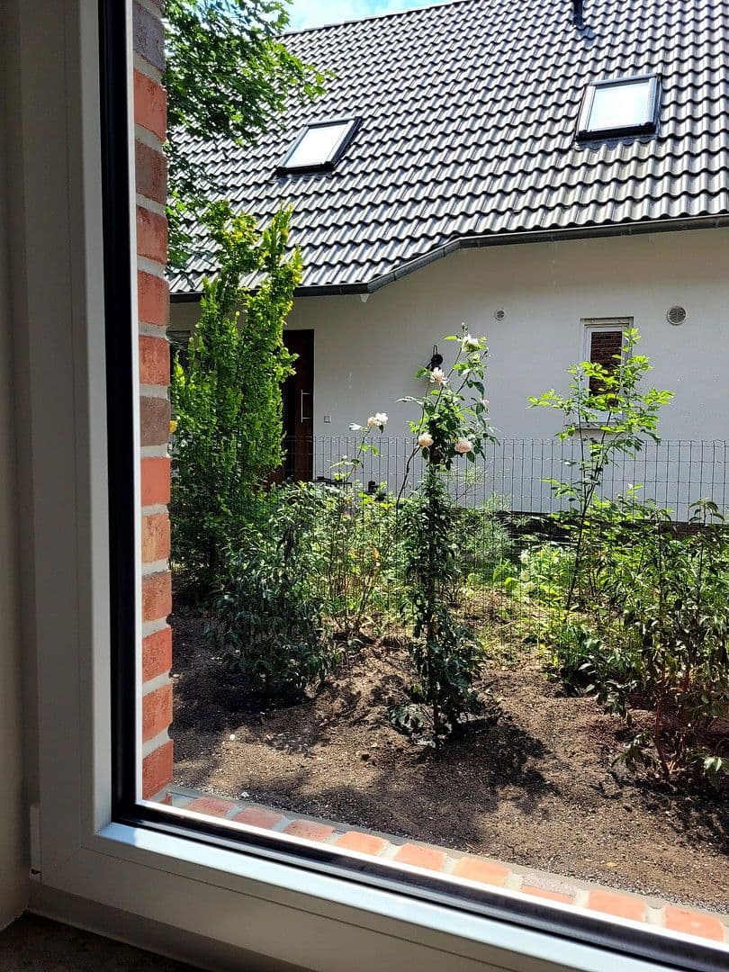 Prenájom domu 142 m², pozemek 530 m², Brandenburger Straße 4, Zeuthen, Brandenbursko Prenájom domu 142 m², pozemek 530 m², Brandenburger Straße 4, Zeuthen, Brandenbursko