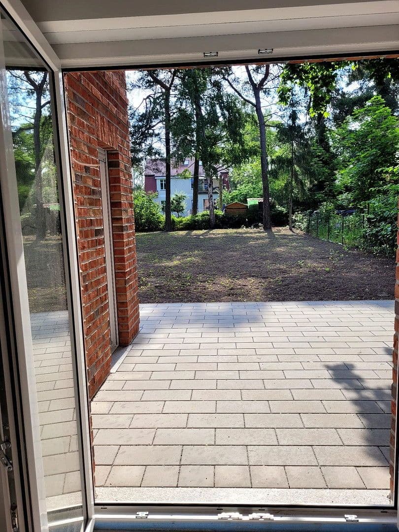 Prenájom domu 142 m², pozemek 530 m², Brandenburger Straße 4, Zeuthen, Brandenbursko Prenájom domu 142 m², pozemek 530 m², Brandenburger Straße 4, Zeuthen, Brandenbursko