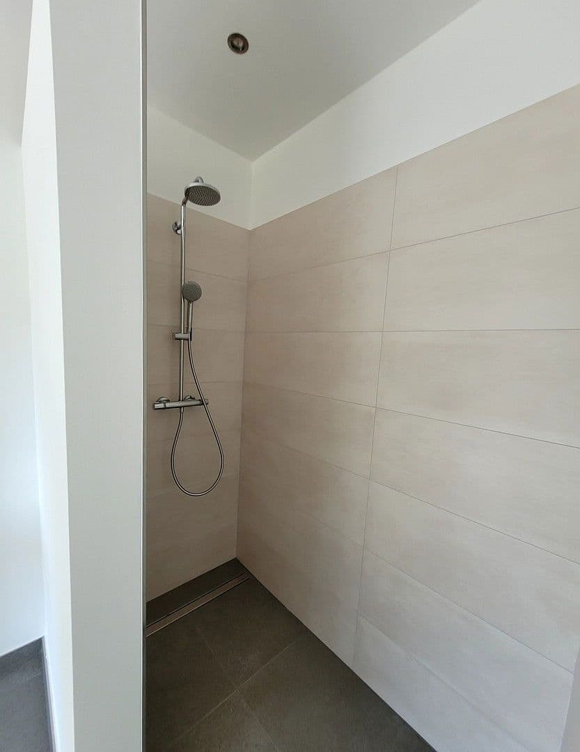 Prenájom domu 142 m², pozemek 530 m², Brandenburger Straße 4, Zeuthen, Brandenbursko Prenájom domu 142 m², pozemek 530 m², Brandenburger Straße 4, Zeuthen, Brandenbursko