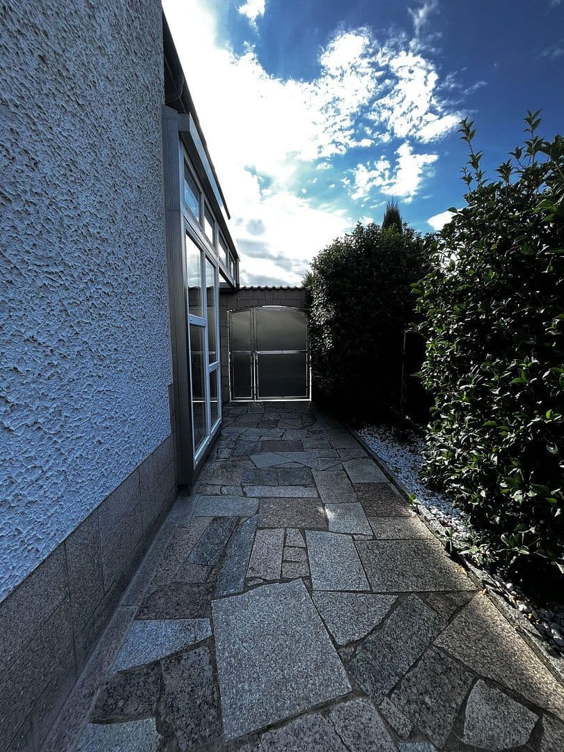 Predaj domu 252 m², pozemek 767 m², Mutterstadt, Porýnie-Falcko Predaj domu 252 m², pozemek 767 m², Mutterstadt, Porýnie-Falcko