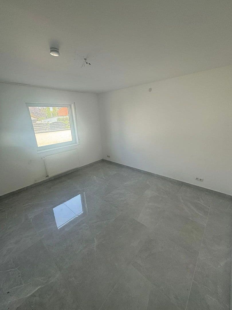 Predaj domu 252 m², pozemek 767 m², Mutterstadt, Porýnie-Falcko Predaj domu 252 m², pozemek 767 m², Mutterstadt, Porýnie-Falcko