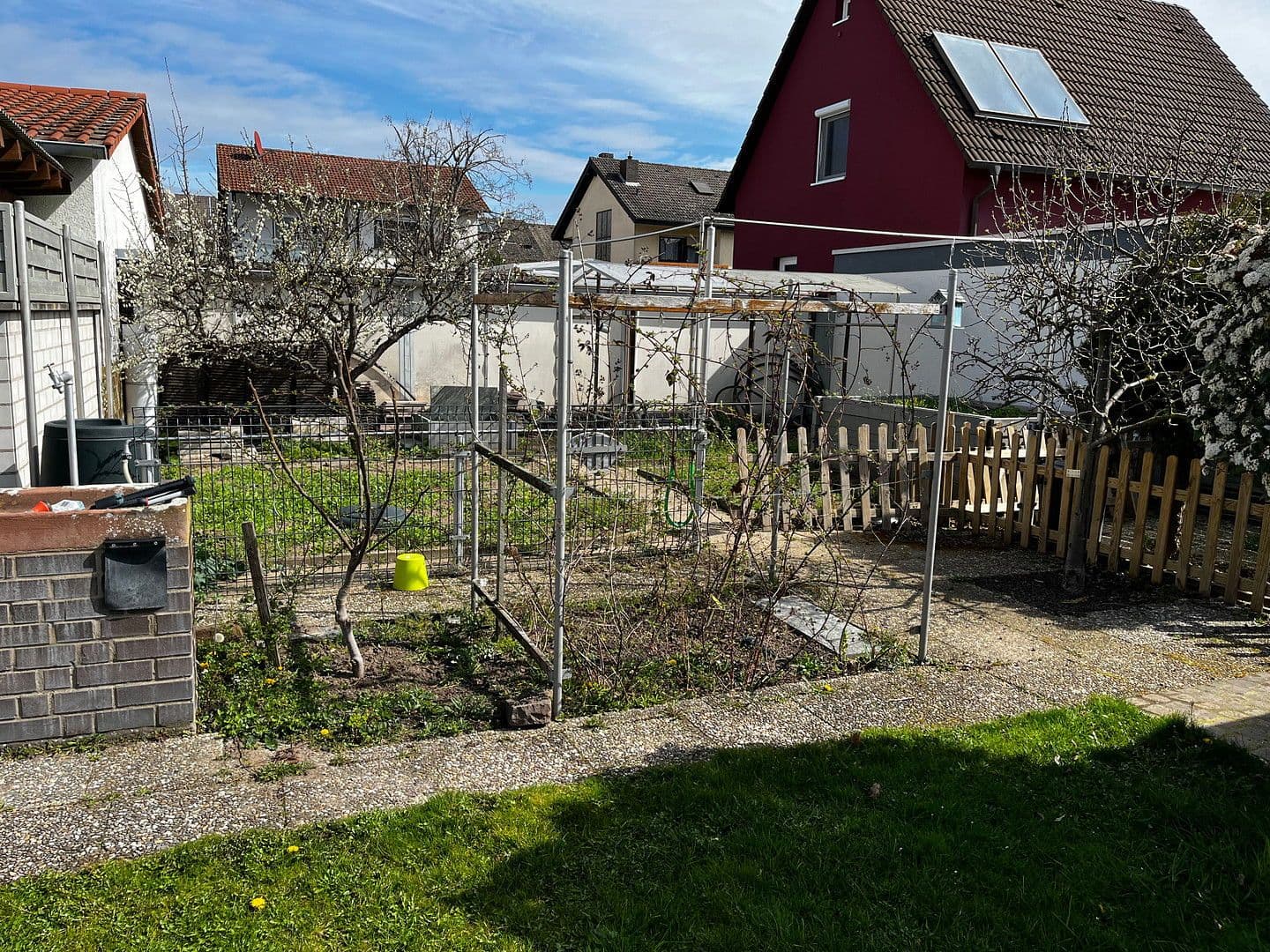 Predaj domu 252 m², pozemek 767 m², Mutterstadt, Porýnie-Falcko Predaj domu 252 m², pozemek 767 m², Mutterstadt, Porýnie-Falcko