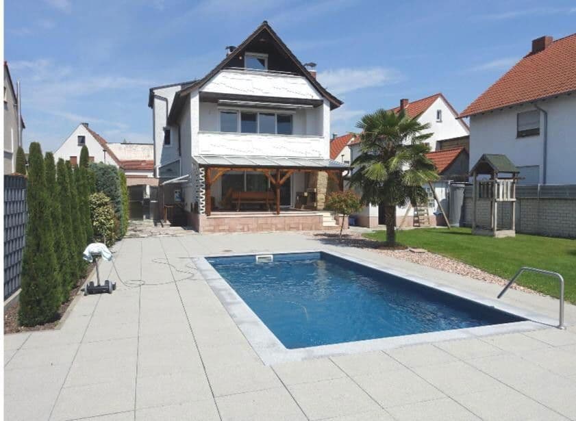 Predaj domu 252 m², pozemek 767 m², Mutterstadt, Porýnie-Falcko Predaj domu 252 m², pozemek 767 m², Mutterstadt, Porýnie-Falcko