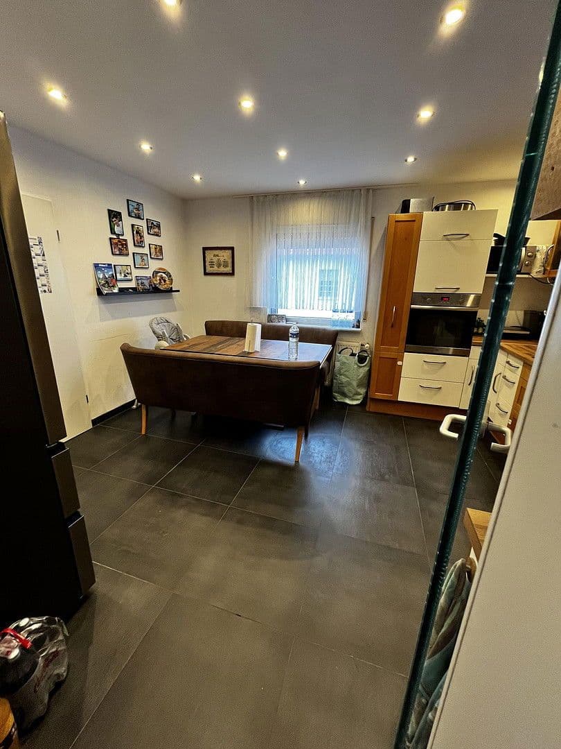 Predaj domu 252 m², pozemek 767 m², Mutterstadt, Porýnie-Falcko Predaj domu 252 m², pozemek 767 m², Mutterstadt, Porýnie-Falcko