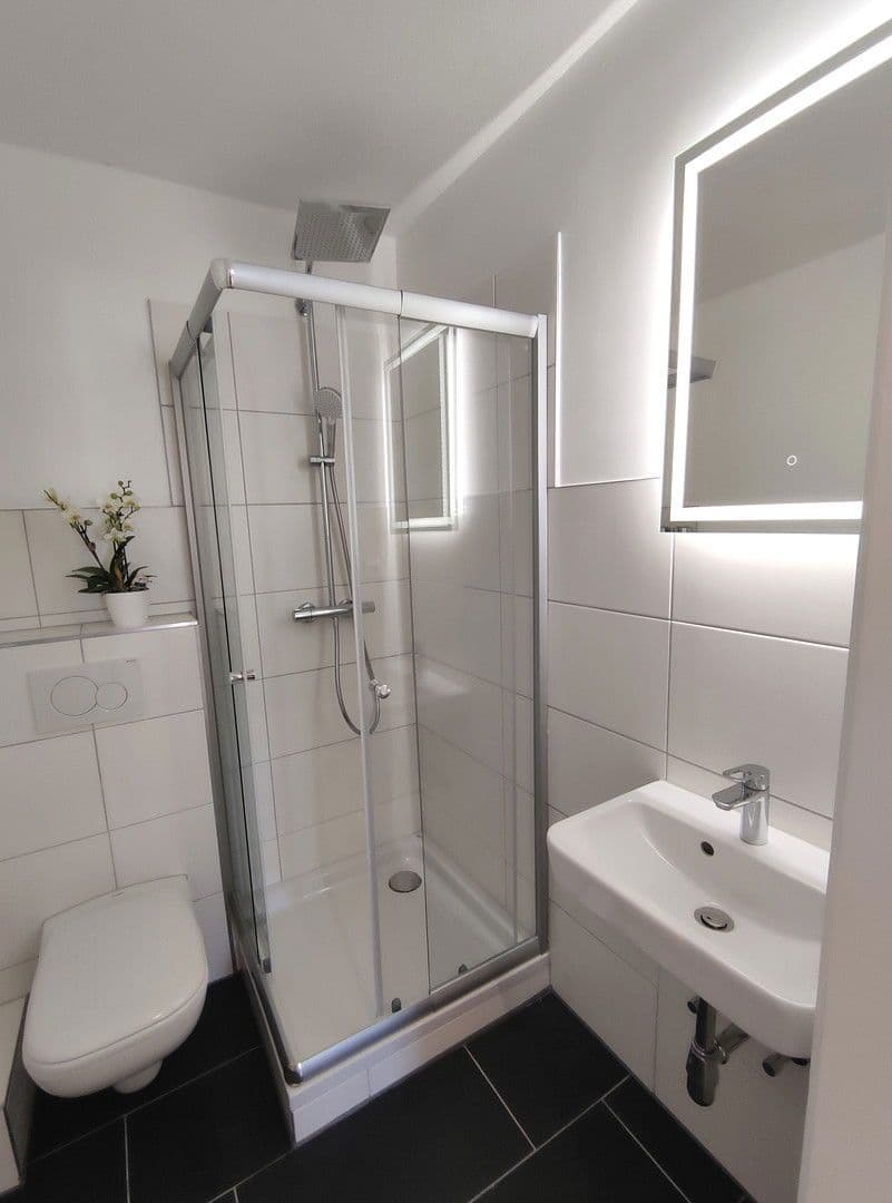 Prenájom bytu 3-izbový 76 m², Lutherstr. 1, Bremerhaven, Brémy Prenájom bytu 3-izbový 76 m², Lutherstr. 1, Bremerhaven, Brémy