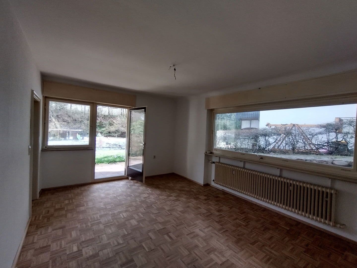 Prenájom bytu 3-izbový 119 m², Schwimmbadstraße 7, Bad Herrenalb, Bádensko-Wurttembersko Prenájom bytu 3-izbový 119 m², Schwimmbadstraße 7, Bad Herrenalb, Bádensko-Wurttembersko