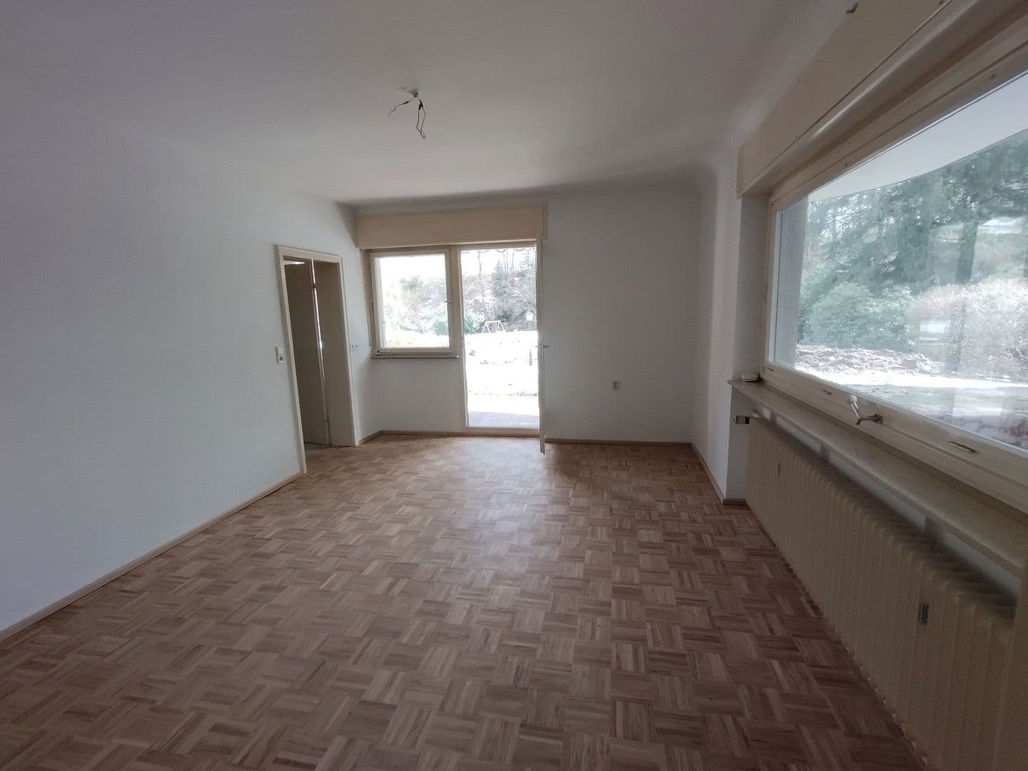 Prenájom bytu 3-izbový 119 m², Schwimmbadstraße 7, Bad Herrenalb, Bádensko-Wurttembersko Prenájom bytu 3-izbový 119 m², Schwimmbadstraße 7, Bad Herrenalb, Bádensko-Wurttembersko