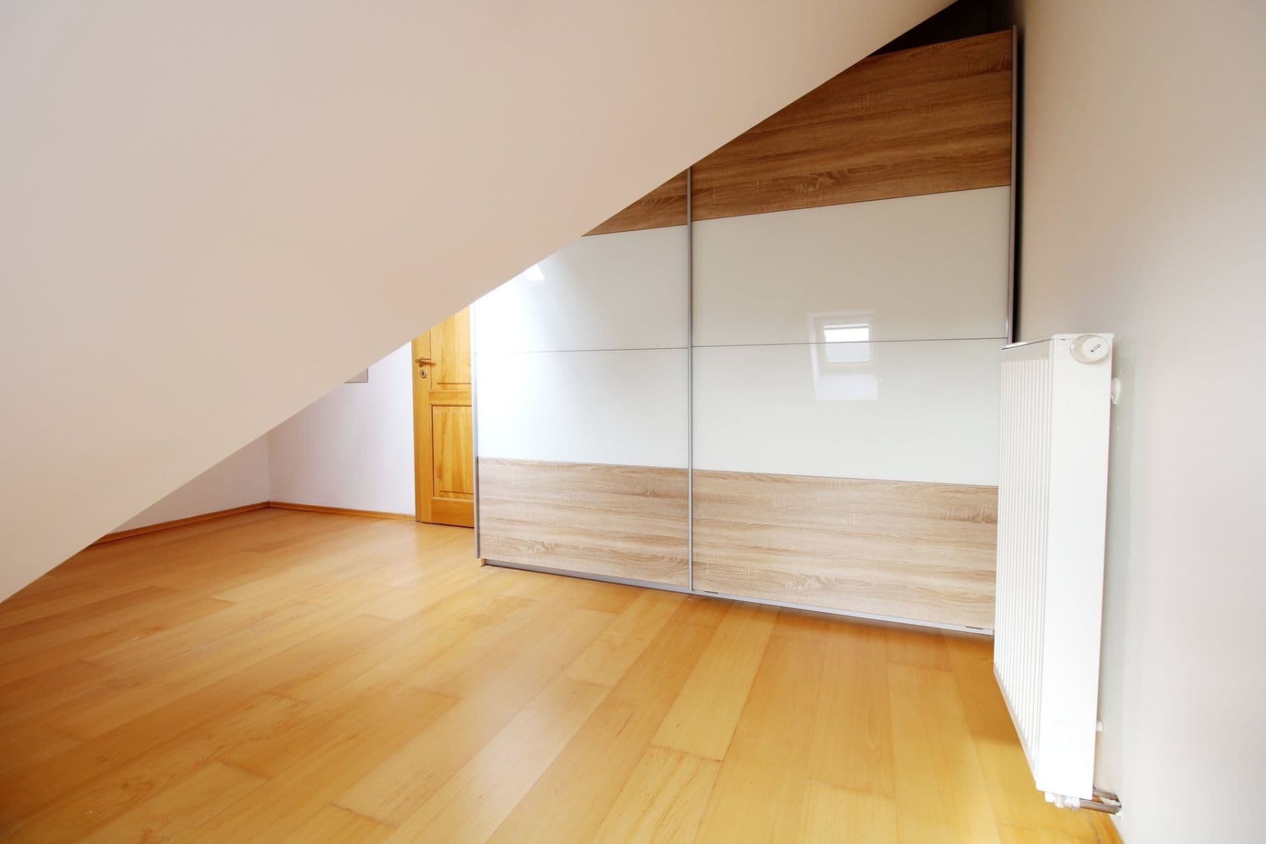 Prenájom bytu 170 m², Vinohradská, Praha, Praha Prenájom bytu 170 m², Vinohradská, Praha, Praha