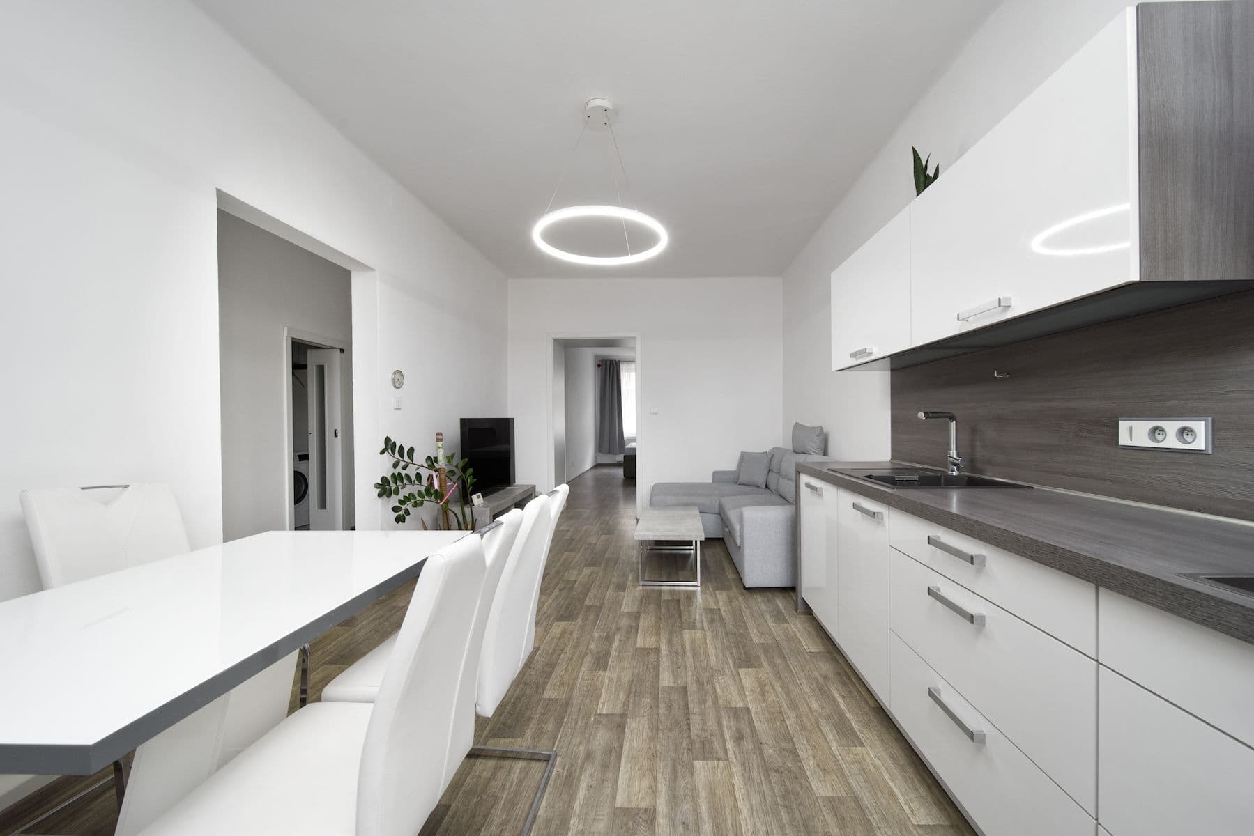 Predaj bytu 3-izbový 74 m², Alešova, Plzeň, Plzeňský kraj Predaj bytu 3-izbový 74 m², Alešova, Plzeň, Plzeňský kraj