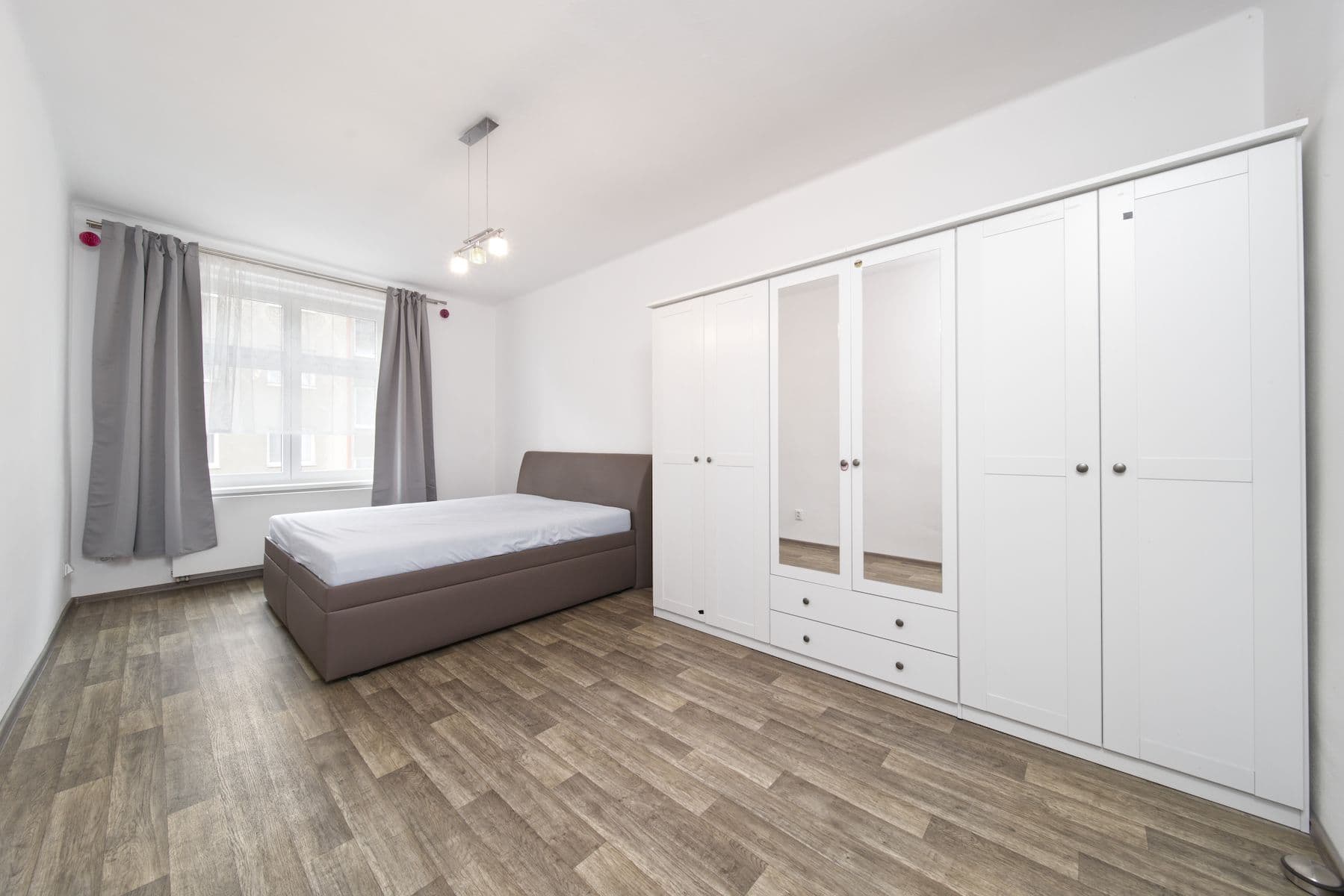 Predaj bytu 3-izbový 74 m², Alešova, Plzeň, Plzeňský kraj Predaj bytu 3-izbový 74 m², Alešova, Plzeň, Plzeňský kraj