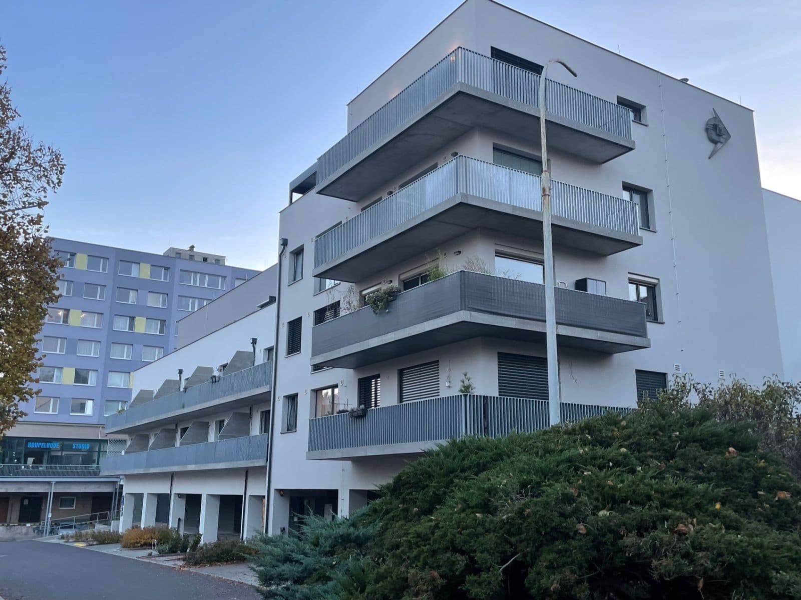 Prenájom bytu 2-izbový 65 m², Okružní, Beroun, Středočeský kraj Prenájom bytu 2-izbový 65 m², Okružní, Beroun, Středočeský kraj