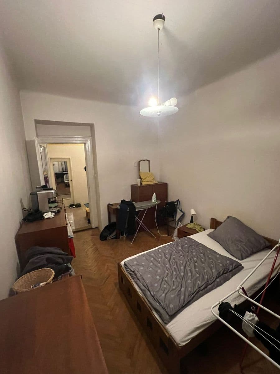 Prenájom bytu 3-izbový 80 m², Minská, Praha, Praha Prenájom bytu 3-izbový 80 m², Minská, Praha, Praha