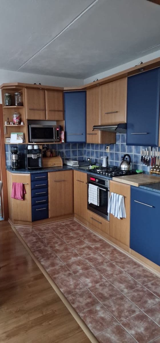 Predaj bytu 3-izbový 75 m², Makovského, Žďár nad Sázavou, Kraj Vysočina Predaj bytu 3-izbový 75 m², Makovského, Žďár nad Sázavou, Kraj Vysočina