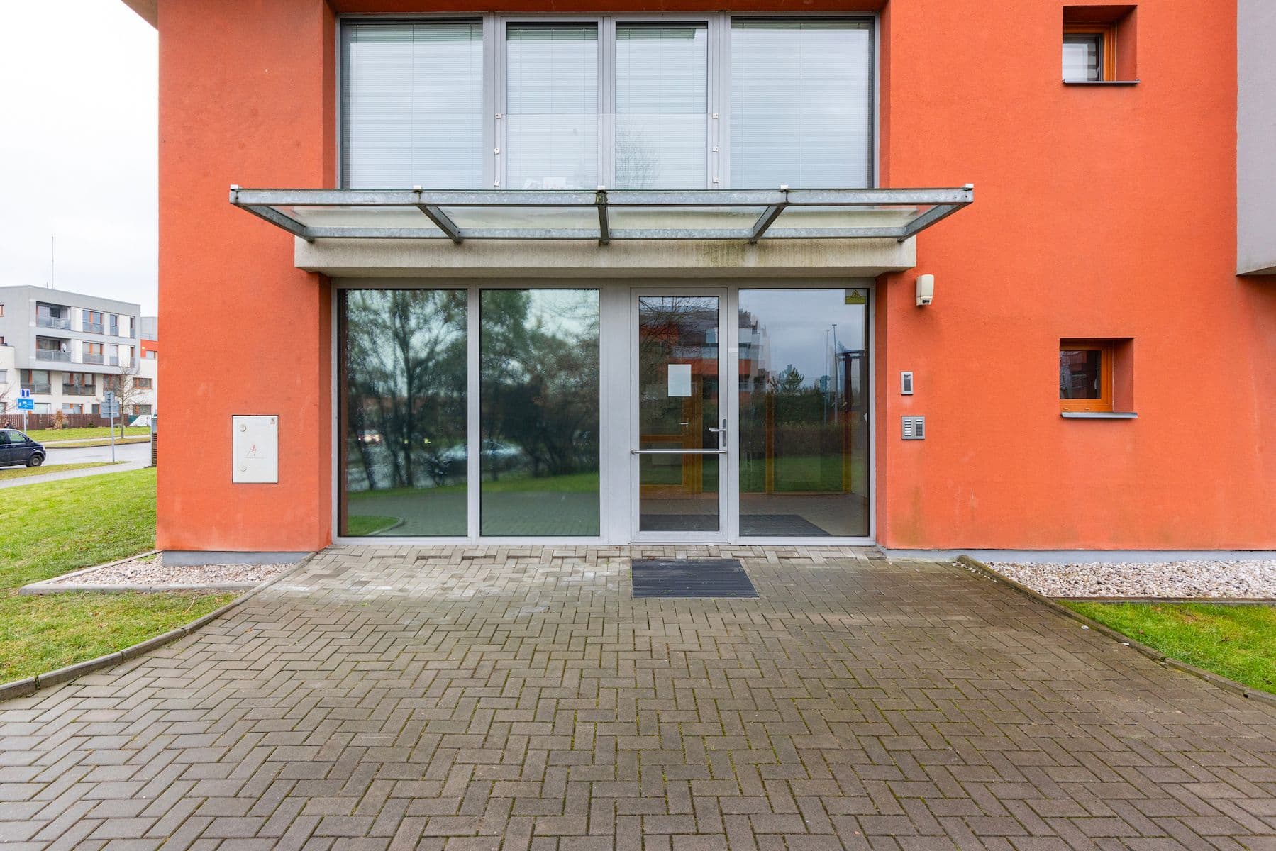 Predaj bytu 2-izbový 58 m², K Dálnici, Praha, Praha Predaj bytu 2-izbový 58 m², K Dálnici, Praha, Praha