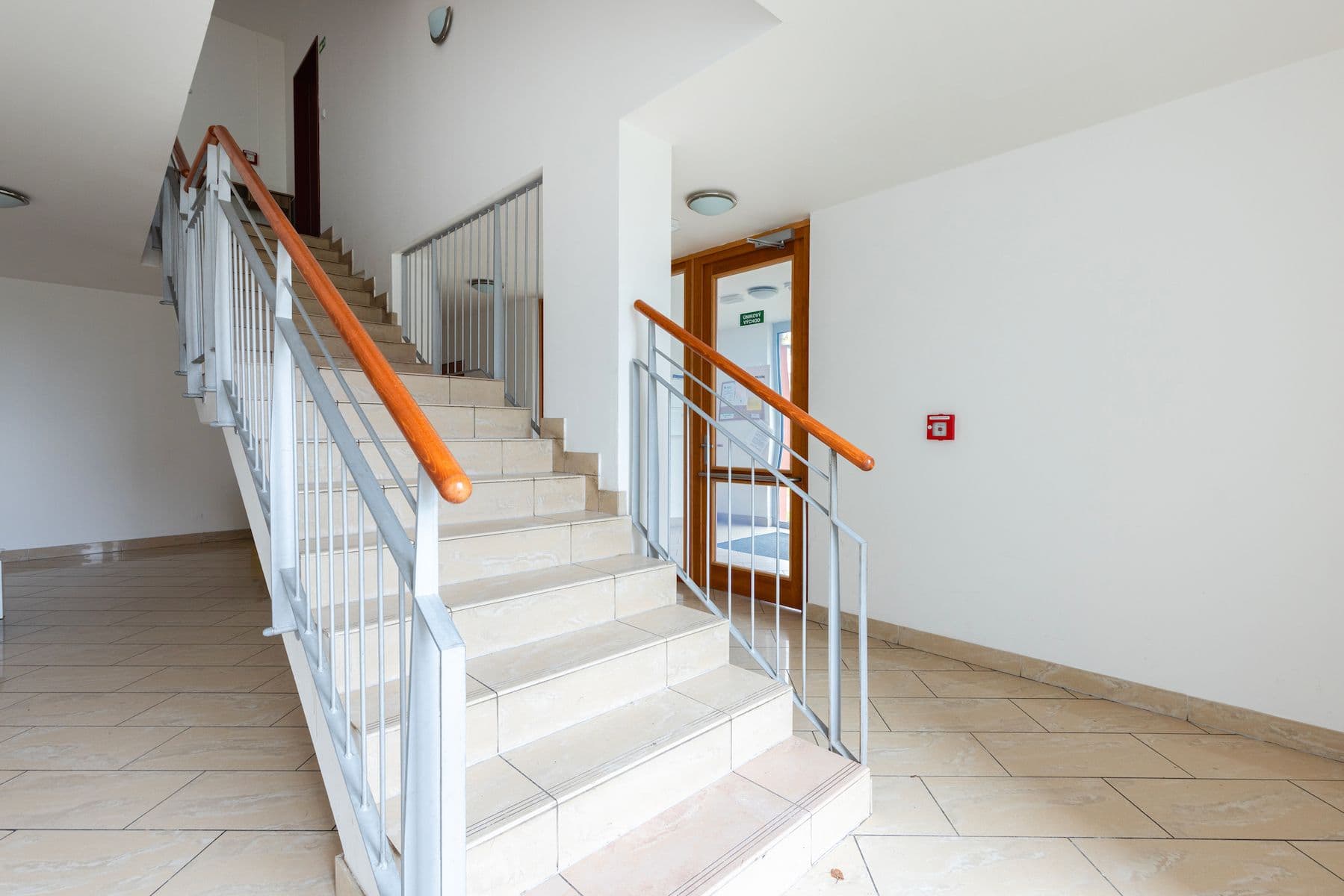 Predaj bytu 2-izbový 59 m², K Dálnici, Praha, Praha Predaj bytu 2-izbový 59 m², K Dálnici, Praha, Praha