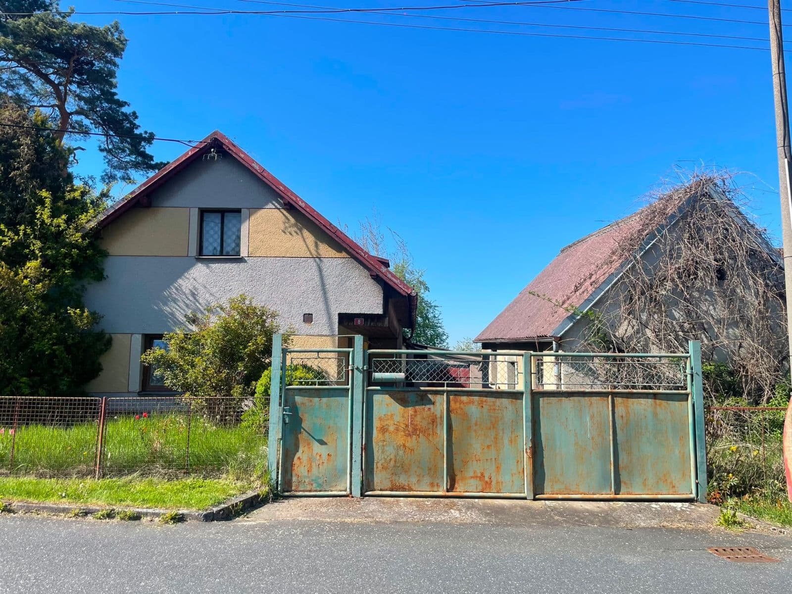 Predaj rekreačného objektu 100 m², pozemok 900 m², Staňkovice, Středočeský kraj Predaj rekreačného objektu 100 m², pozemok 900 m², Staňkovice, Středočeský kraj