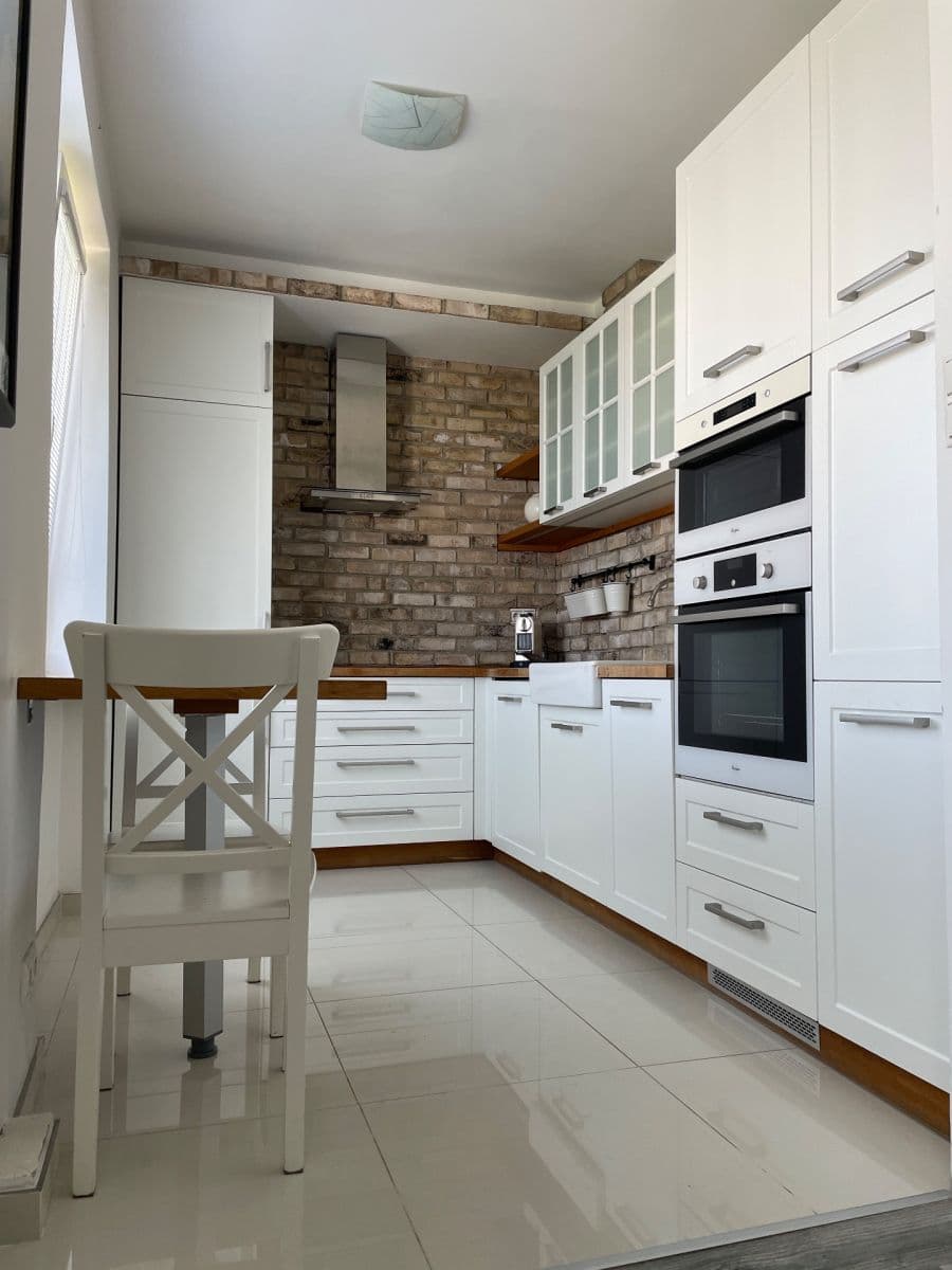 Predaj bytu 2-izbový 55 m², Špačinská cesta, Trnava, Trnavský kraj Predaj bytu 2-izbový 55 m², Špačinská cesta, Trnava, Trnavský kraj