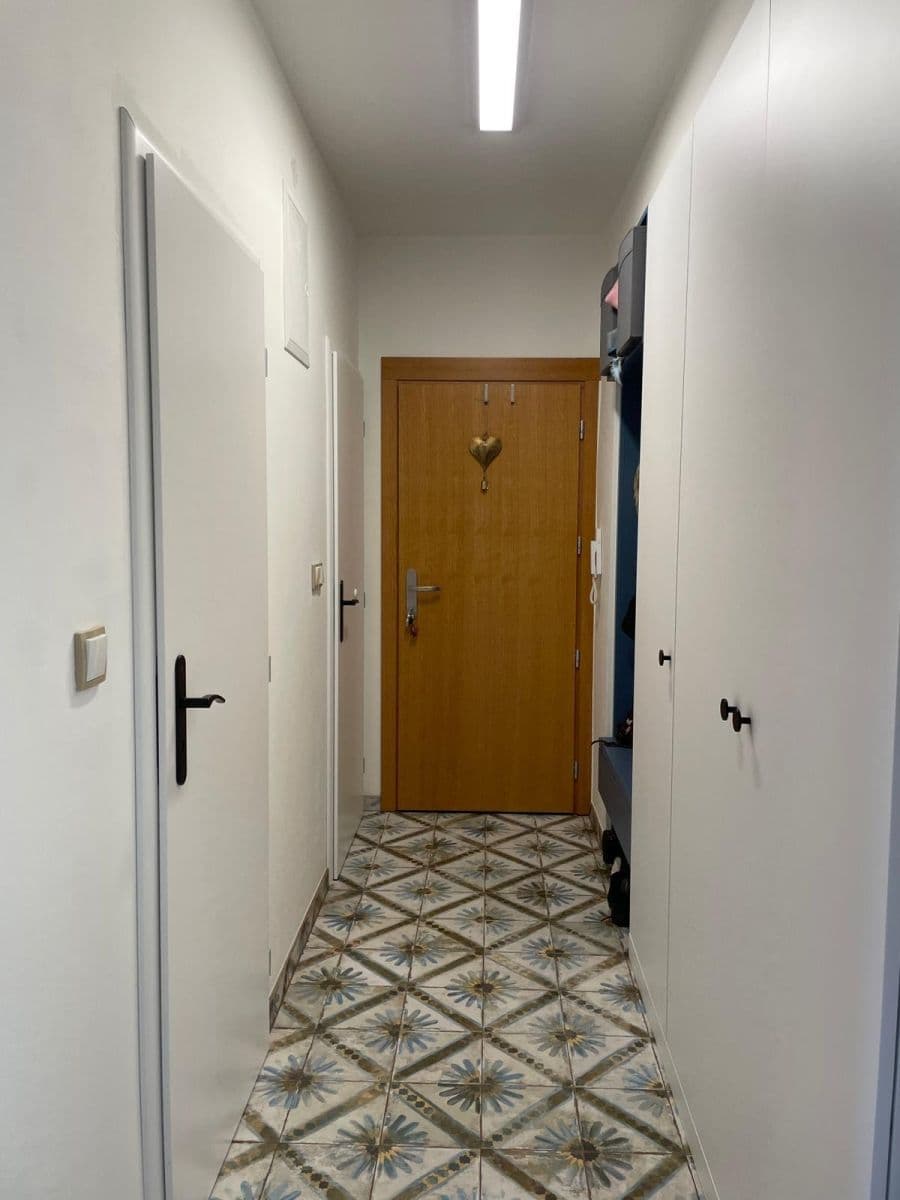 Prenájom bytu 2-izbový 57 m², Nádražní, Vrané nad Vltavou, Středočeský kraj Prenájom bytu 2-izbový 57 m², Nádražní, Vrané nad Vltavou, Středočeský kraj