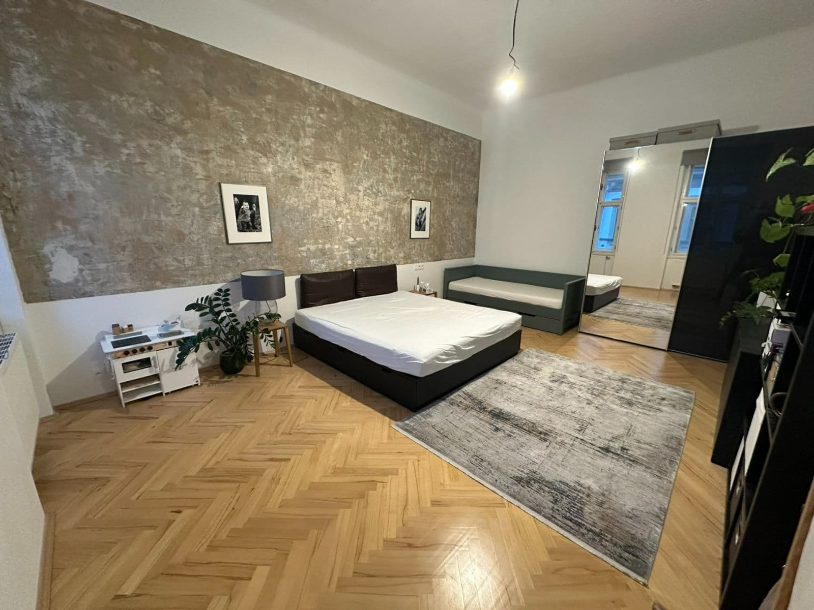 Prenájom bytu 2-izbový 67 m², Jana Uhra, Brno, Jihomoravský kraj Prenájom bytu 2-izbový 67 m², Jana Uhra, Brno, Jihomoravský kraj