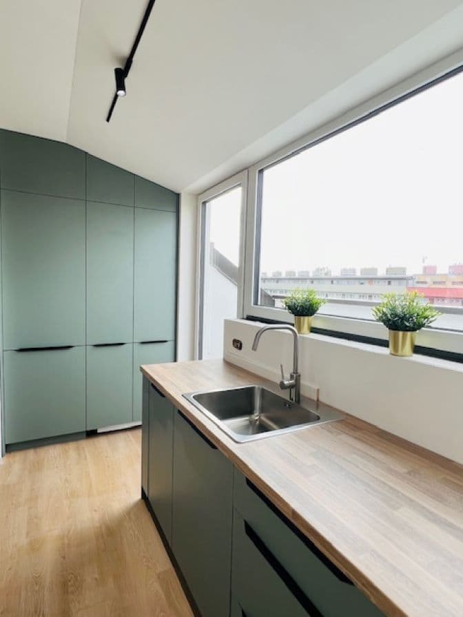 Prenájom bytu 3-izbový 60 m², Budějovická, Praha, Praha Prenájom bytu 3-izbový 60 m², Budějovická, Praha, Praha