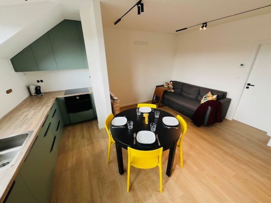 Prenájom bytu 3-izbový 60 m², Budějovická, Praha, Praha Prenájom bytu 3-izbový 60 m², Budějovická, Praha, Praha