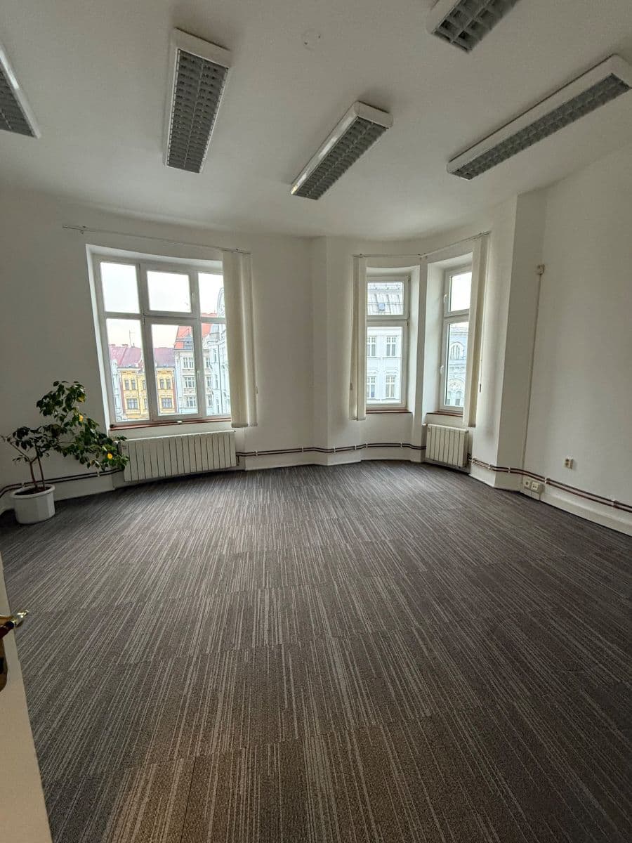 Prenájom kancelárie 188 m², Na Hradbách, Ostrava, Moravskoslezský kraj Prenájom kancelárie 188 m², Na Hradbách, Ostrava, Moravskoslezský kraj