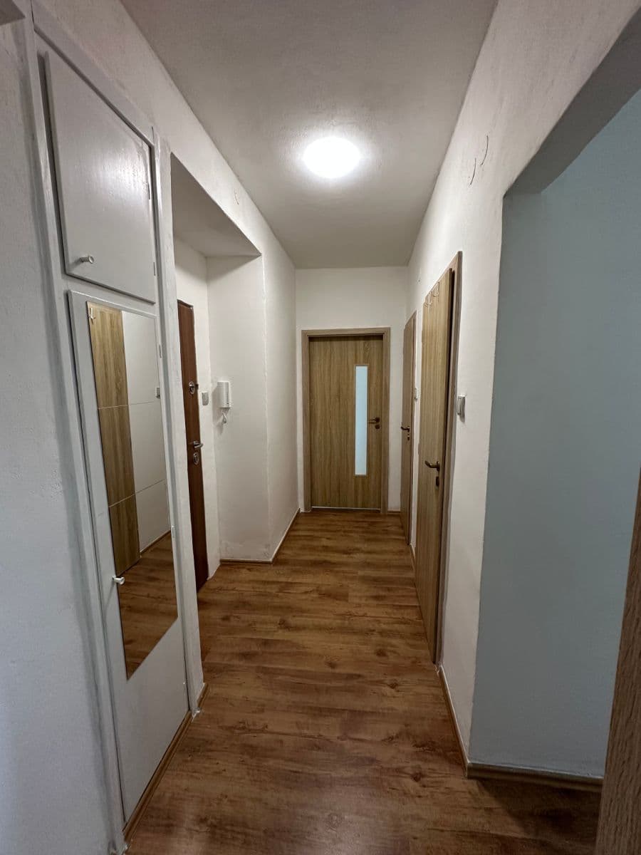 Prenájom bytu 2-izbový 53 m², Brodská, Žďár nad Sázavou, Kraj Vysočina Prenájom bytu 2-izbový 53 m², Brodská, Žďár nad Sázavou, Kraj Vysočina