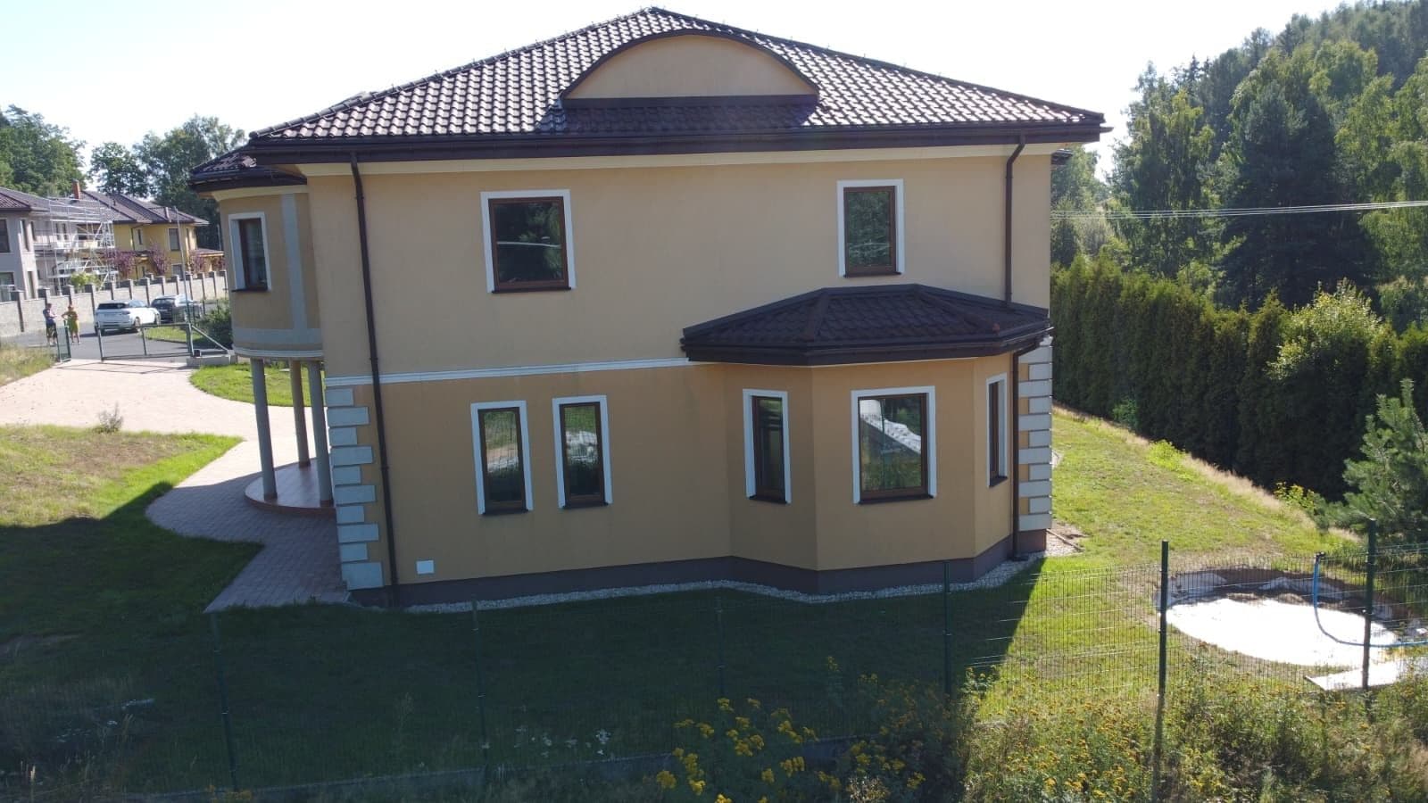 Predaj domu 347 m², pozemek 1.370 m², Nová Role, Karlovarský kraj Predaj domu 347 m², pozemek 1.370 m², Nová Role, Karlovarský kraj