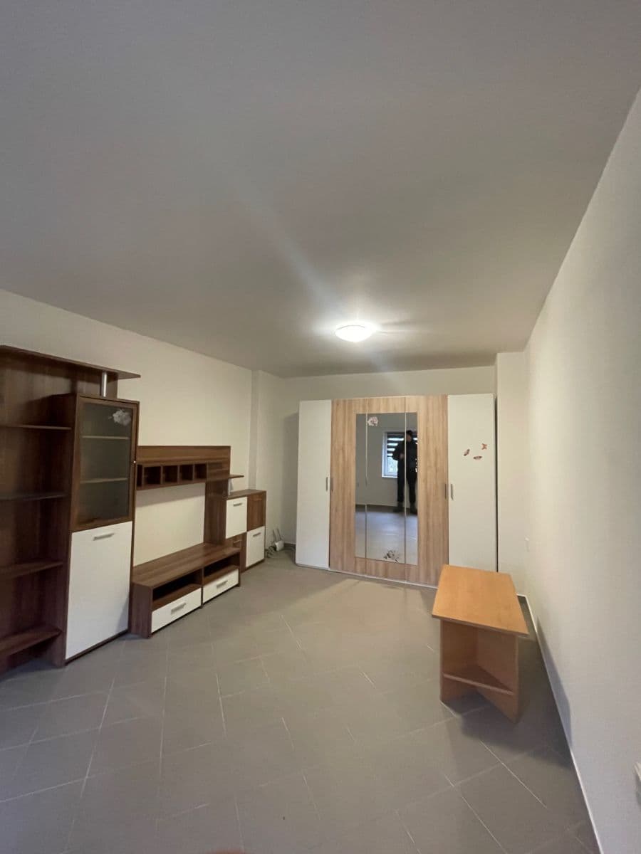 Prenájom bytu 1-izbový 35 m², tř. Čs. odboje, Chrást, Plzeňský kraj Prenájom bytu 1-izbový 35 m², tř. Čs. odboje, Chrást, Plzeňský kraj