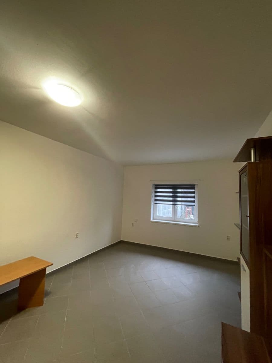 Prenájom bytu 1-izbový 35 m², tř. Čs. odboje, Chrást, Plzeňský kraj Prenájom bytu 1-izbový 35 m², tř. Čs. odboje, Chrást, Plzeňský kraj