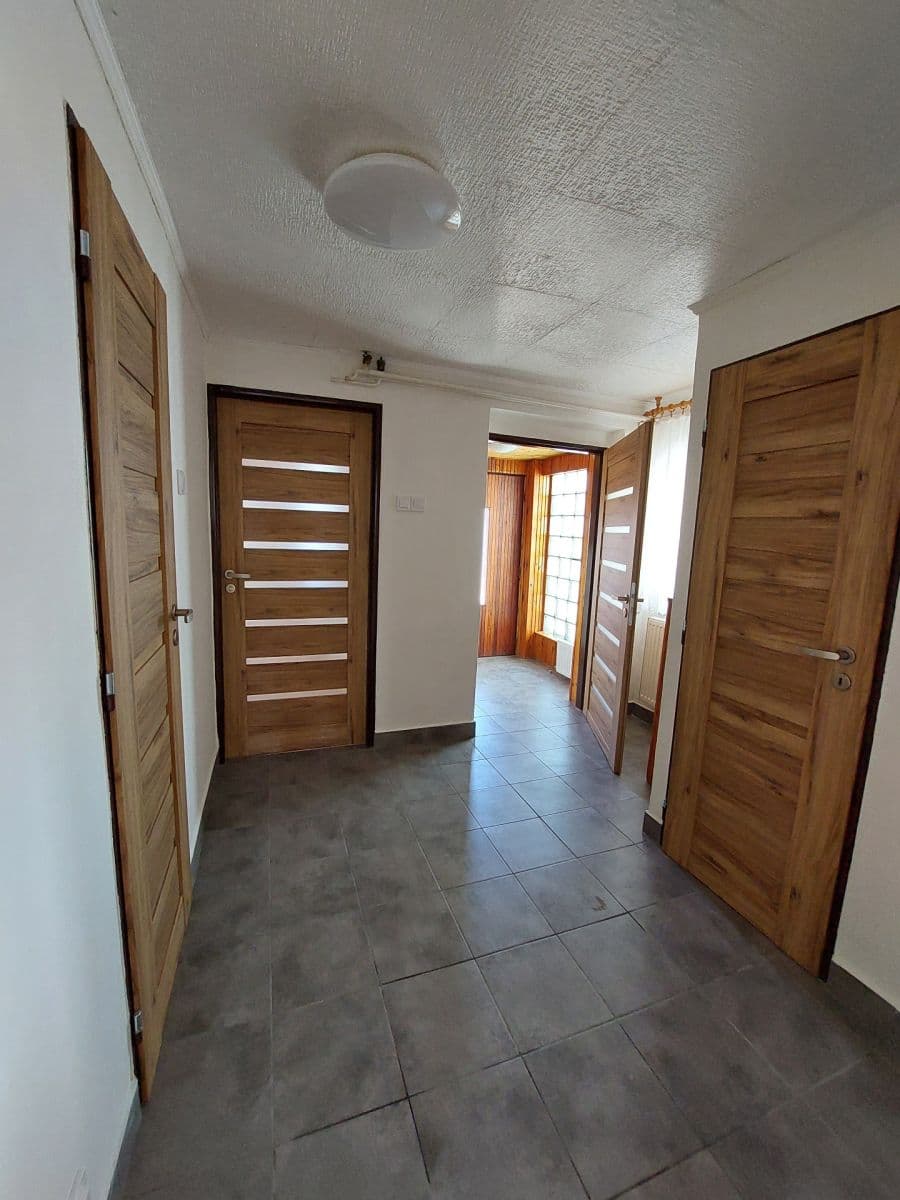 Prenájom domu 82 m², pozemek 282 m², Hálkova, Kolín, Středočeský kraj Prenájom domu 82 m², pozemek 282 m², Hálkova, Kolín, Středočeský kraj