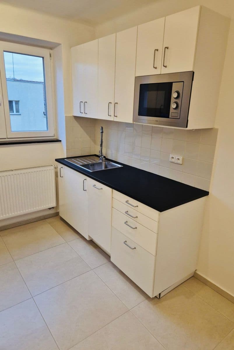 Prenájom bytu 2-izbový 56 m², Klostermannova, Praha, Praha Prenájom bytu 2-izbový 56 m², Klostermannova, Praha, Praha
