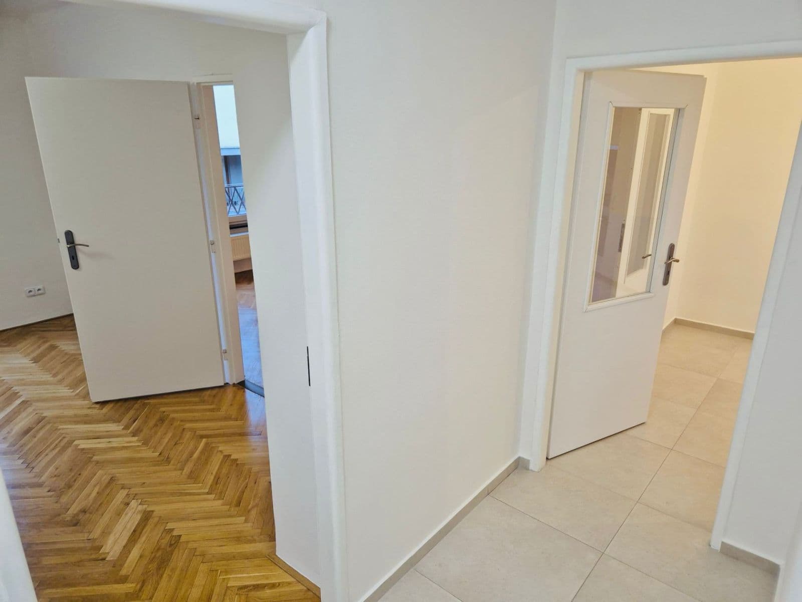 Prenájom bytu 2-izbový 56 m², Klostermannova, Praha, Praha Prenájom bytu 2-izbový 56 m², Klostermannova, Praha, Praha