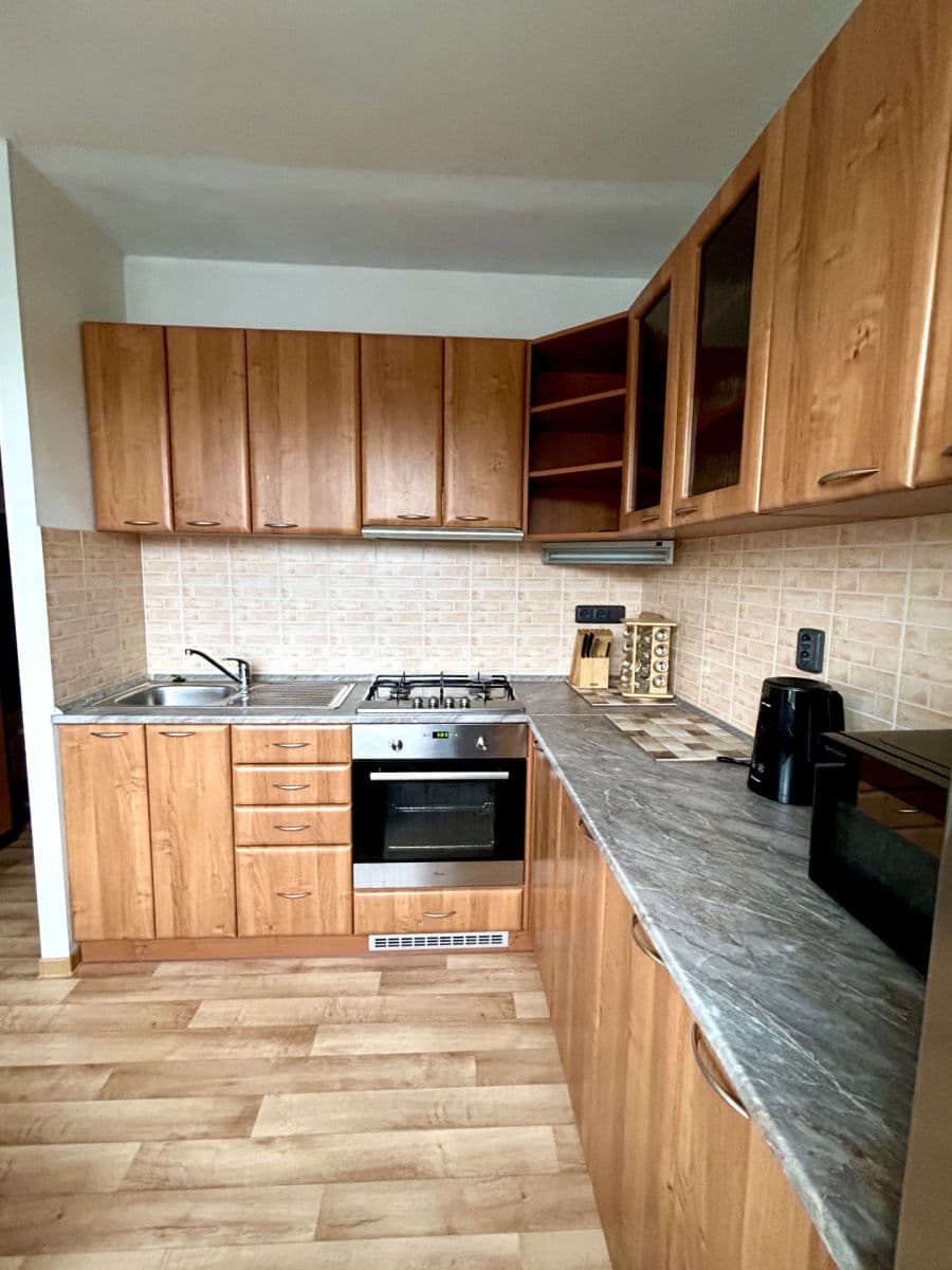 Prenájom bytu 1-izbový 32 m², Štouračova, Brno, Jihomoravský kraj Prenájom bytu 1-izbový 32 m², Štouračova, Brno, Jihomoravský kraj