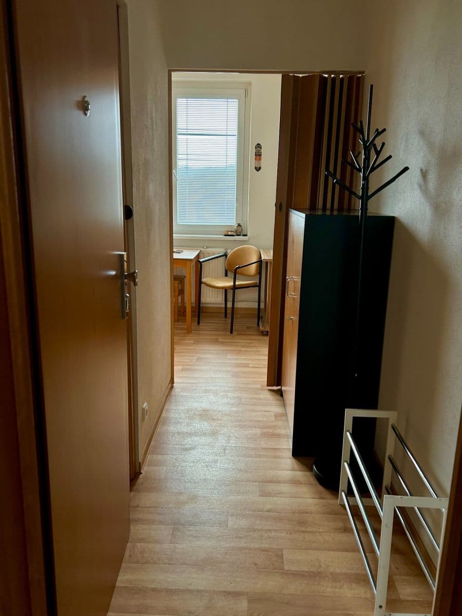 Prenájom bytu 1-izbový 32 m², Štouračova, Brno, Jihomoravský kraj Prenájom bytu 1-izbový 32 m², Štouračova, Brno, Jihomoravský kraj