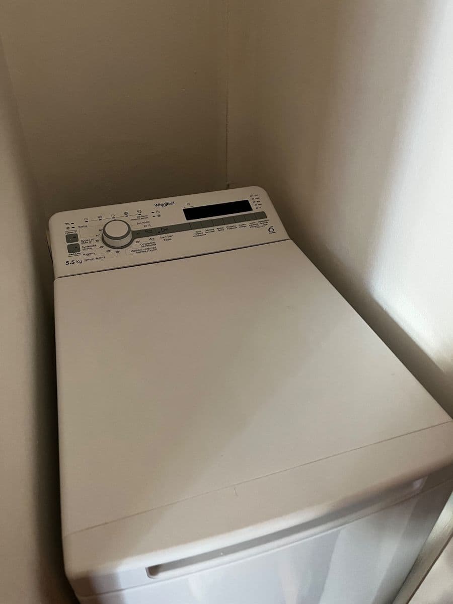 Prenájom bytu 1-izbový 36 m², Štúrova, Praha, Praha Prenájom bytu 1-izbový 36 m², Štúrova, Praha, Praha