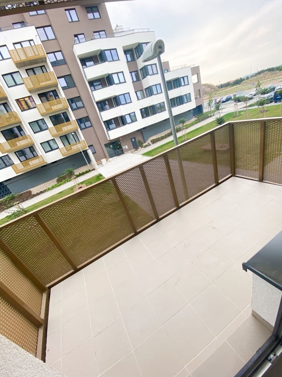 Prenájom bytu 2-izbový 55 m², Honzíkova, Praha, Praha Prenájom bytu 2-izbový 55 m², Honzíkova, Praha, Praha