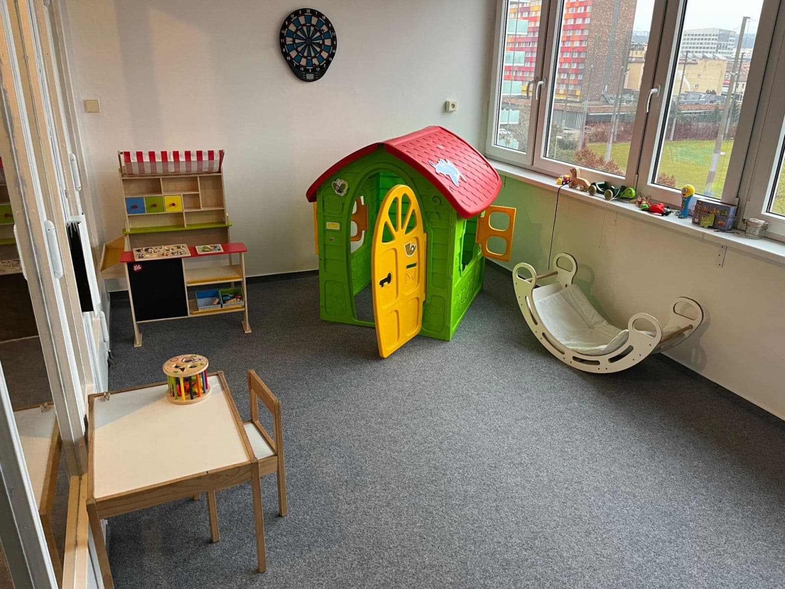 Prenájom bytu 3-izbový 60 m², Nekvasilova, Praha, Praha Prenájom bytu 3-izbový 60 m², Nekvasilova, Praha, Praha