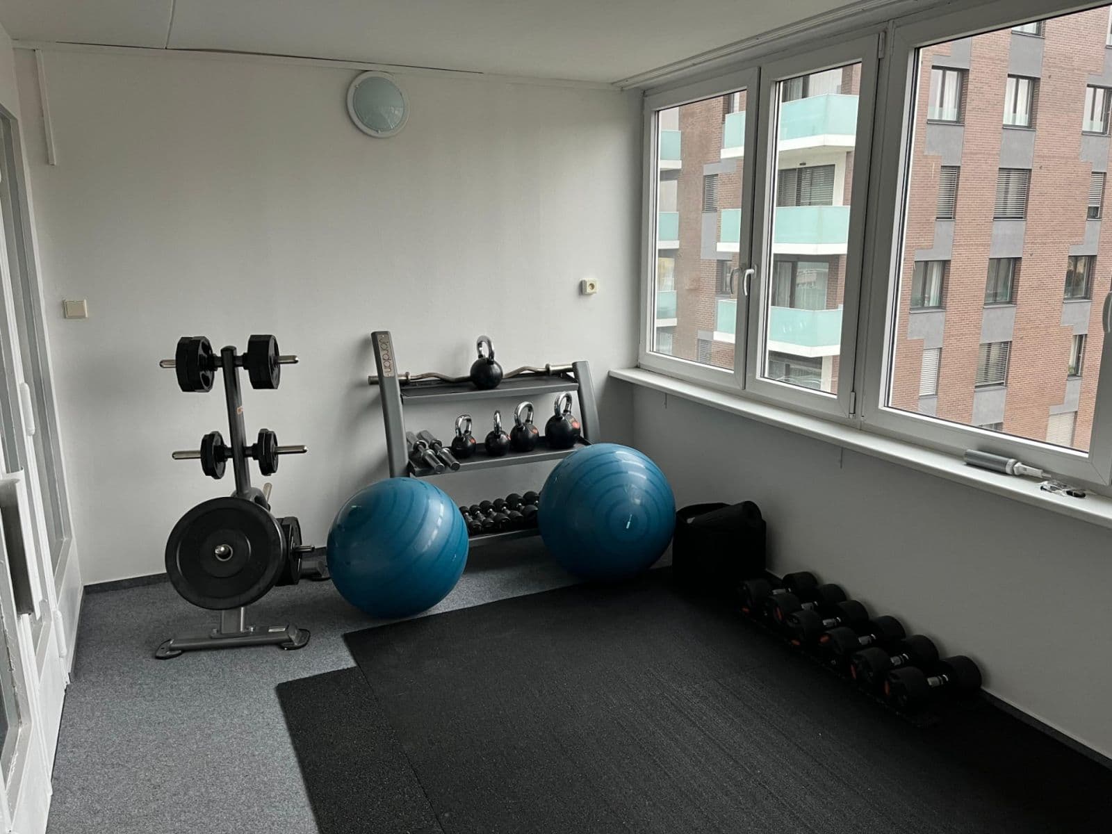 Prenájom bytu 3-izbový 60 m², Nekvasilova, Praha, Praha Prenájom bytu 3-izbový 60 m², Nekvasilova, Praha, Praha