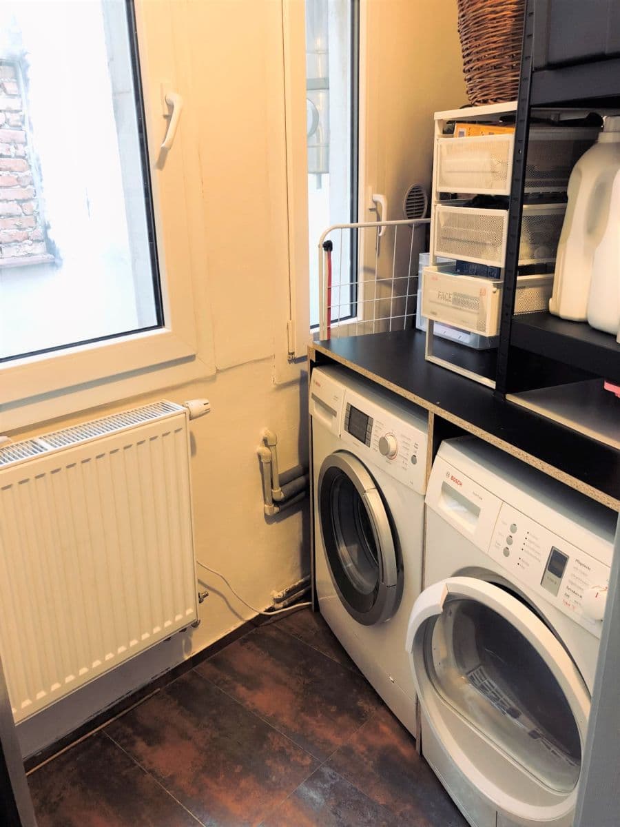 Prenájom bytu 3-izbový 92 m², U Uranie, Praha, Praha Prenájom bytu 3-izbový 92 m², U Uranie, Praha, Praha