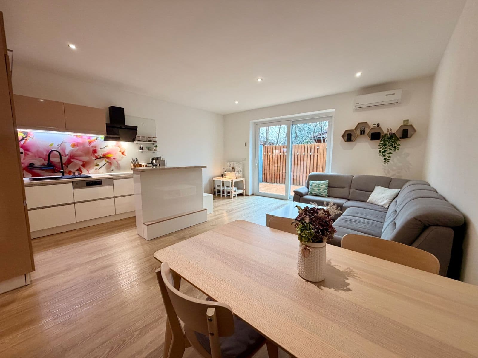 Predaj domu 130 m², pozemek 77 m², Palackého, Telnice, Jihomoravský kraj Predaj domu 130 m², pozemek 77 m², Palackého, Telnice, Jihomoravský kraj