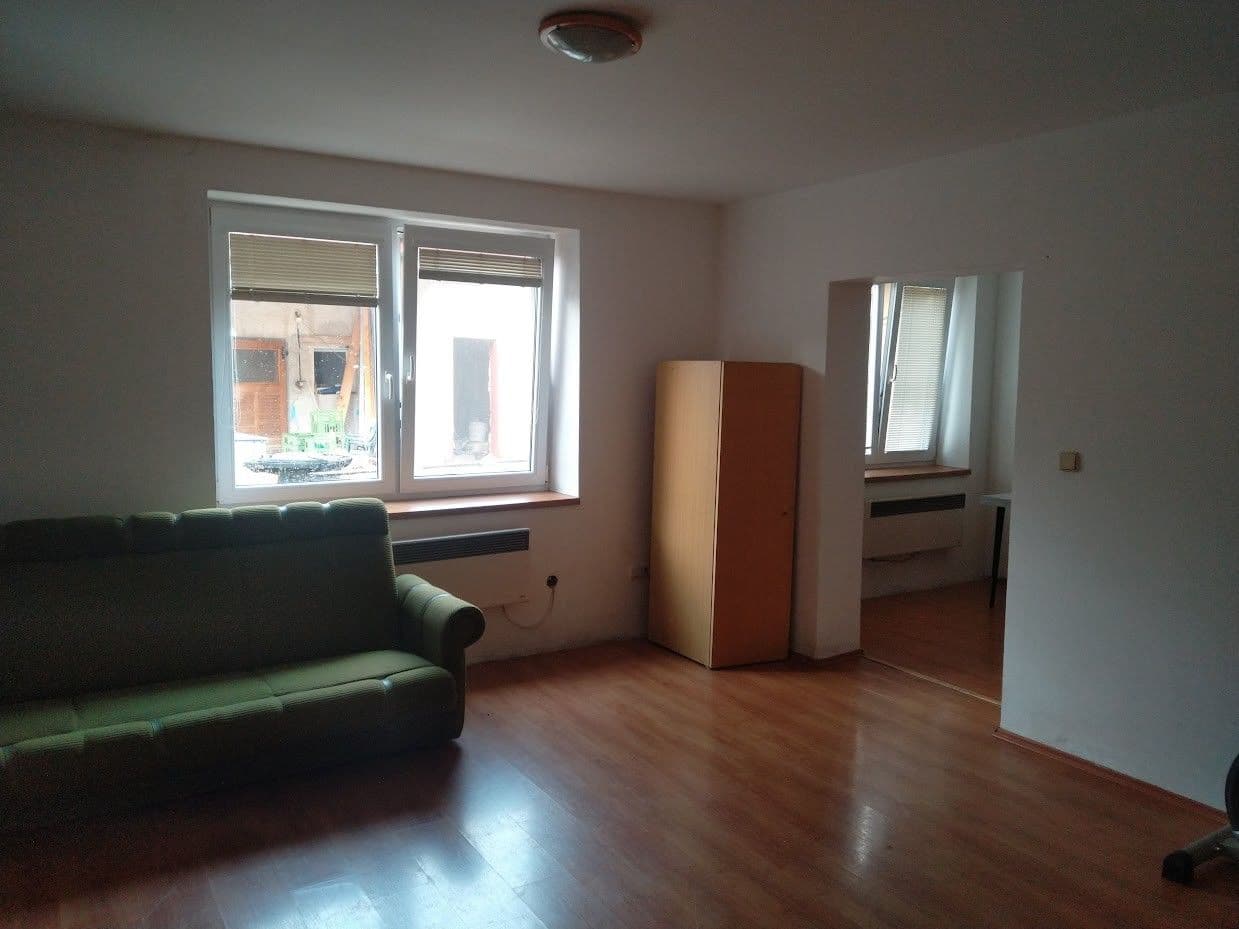 Prenájom bytu 2-izbový 54 m², Na Návsi, Kralice nad Oslavou, Kraj Vysočina Prenájom bytu 2-izbový 54 m², Na Návsi, Kralice nad Oslavou, Kraj Vysočina