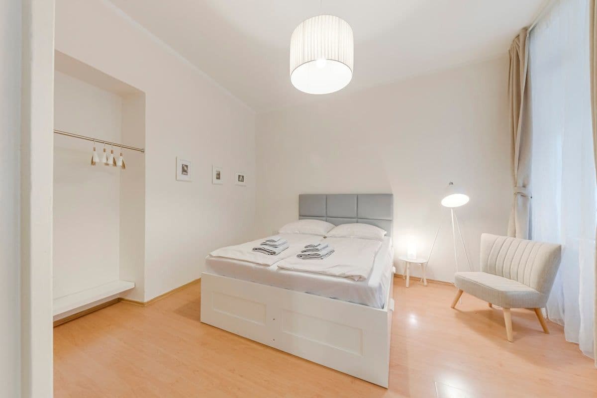 Prenájom bytu 55 m², Ve šmečkach, Praha, Praha Prenájom bytu 55 m², Ve šmečkach, Praha, Praha